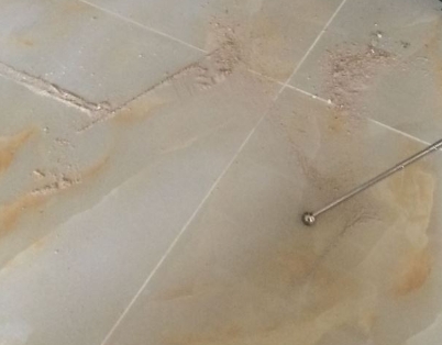 惠来瓷砖空鼓维修公司分享粘合剂选择不当在瓷砖铺贴过程中可能导致以下问题